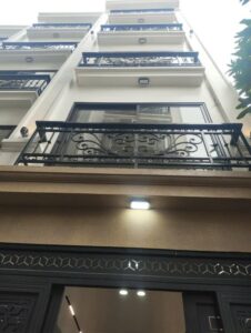 Bán nhà chính chủ không qua môi giới Hà Nội Bán nhà chính chủ Hà Nội cần cách tìm mua nhà chính chủ Mua bán nhà chính chủ không qua môi giới bất động sản Hà Nội bds chính chủ đăng bán nhà chính chủ cần tiền cần bán gấp chung cư biệt thự nhà đất nhà liền kề đất thổ cư Mua nhà chính chủ gần chợ siêu thị trường học có sẵn nội thất vào ở ngay giá rẻ nhất Bán nhà Hà Nội bán nhà đất hà nội 2 tầng 3 tầng 4 tầng 5 tầng Giá nhà đất hiện nay ở Hà Nội dưới 5 tỷ 6 tỷ 7 tỷ 8 tỷ 9 tỷ 10 tỷ 11 tỷ 12 tỷ 15 tỷ có sổ đỏ chính chủ mua nhà chính chủ không qua môi giới trung gian cần tiền bán gấp Bán nhà chung cư Hà Nội giá rẻ hiện nay báo giá bao nhiêu tiền 1m2 hoài đức đan phượng thanh oai ứng hòa long biên đông anh sóc sơn gia lâm thanh xuân cầu giấy hoành bồ ninh giang hoàng mai tây hồ sơn tây thạch thất mê linh thanh trì mỹ đức quốc oai hà đông phú xuyên đống đa nam từ liêm bắc từ liêm