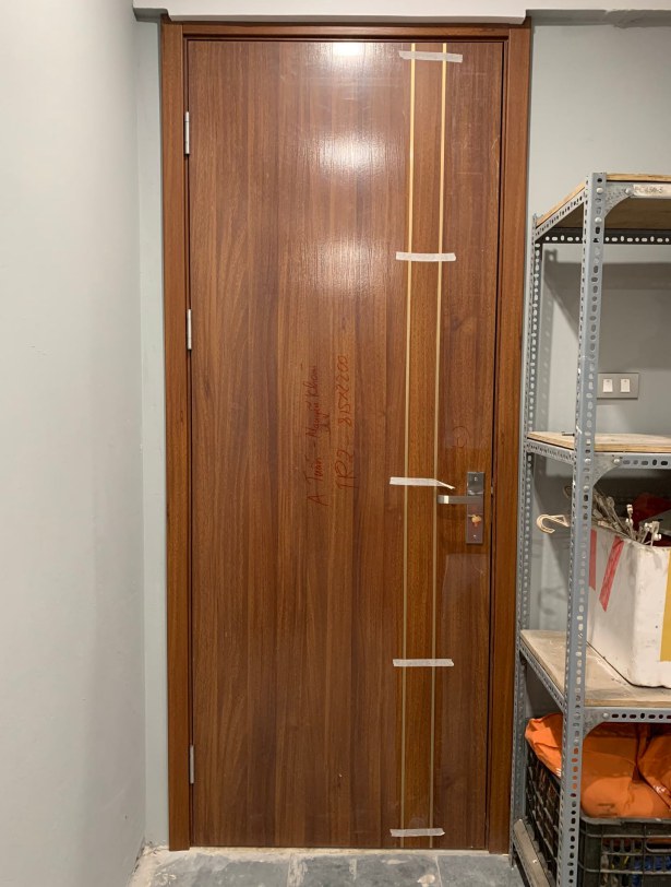 Sửa cửa nhựa composite