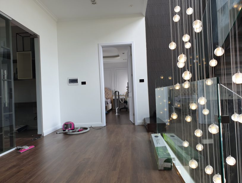 Sửa sàn gỗ công nghiệp